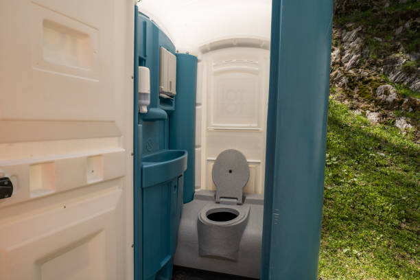 Portable Toilet Options We Offer in South Milwaukee, WI